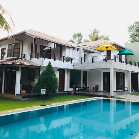 Siluni'S Villa Anuradhapura Ngoại thất bức ảnh