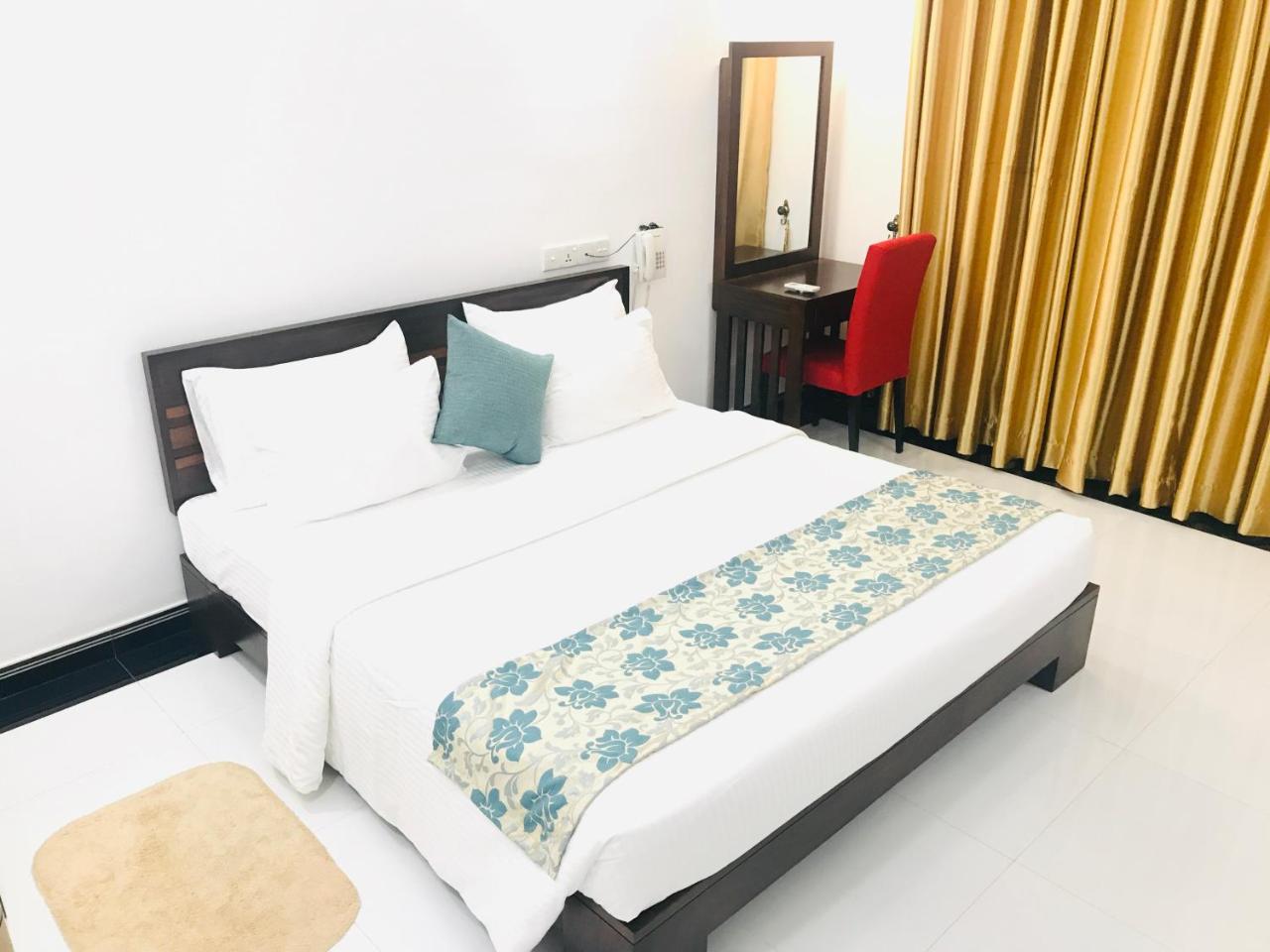 Siluni'S Villa Anuradhapura Ngoại thất bức ảnh